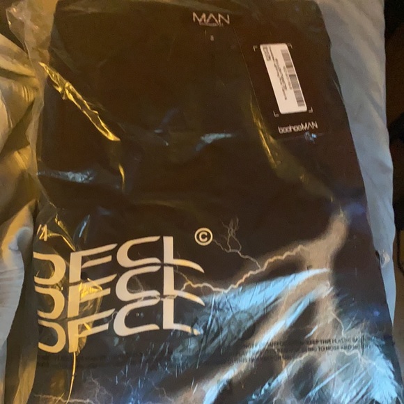 OVERSIZED LIGHTNING GRAPHIC T-SHIRT - Picture 3 of 3